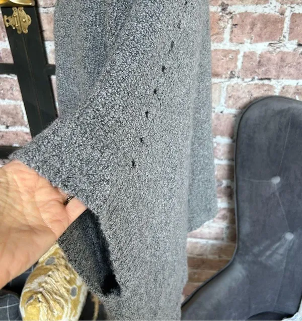 One Grey Day Gray Mock Neck Sweater XS - Image 3