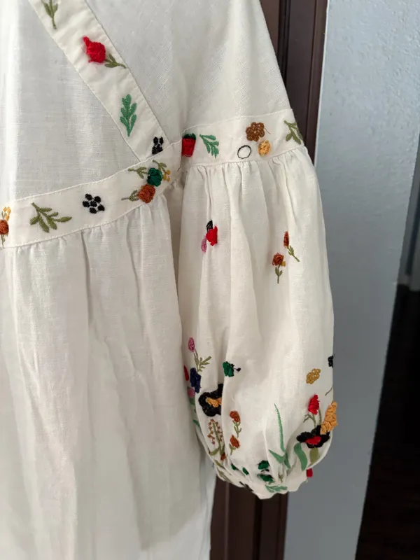Zara white long floral embroidered tunic (dress) *no sash belt* - Image 9