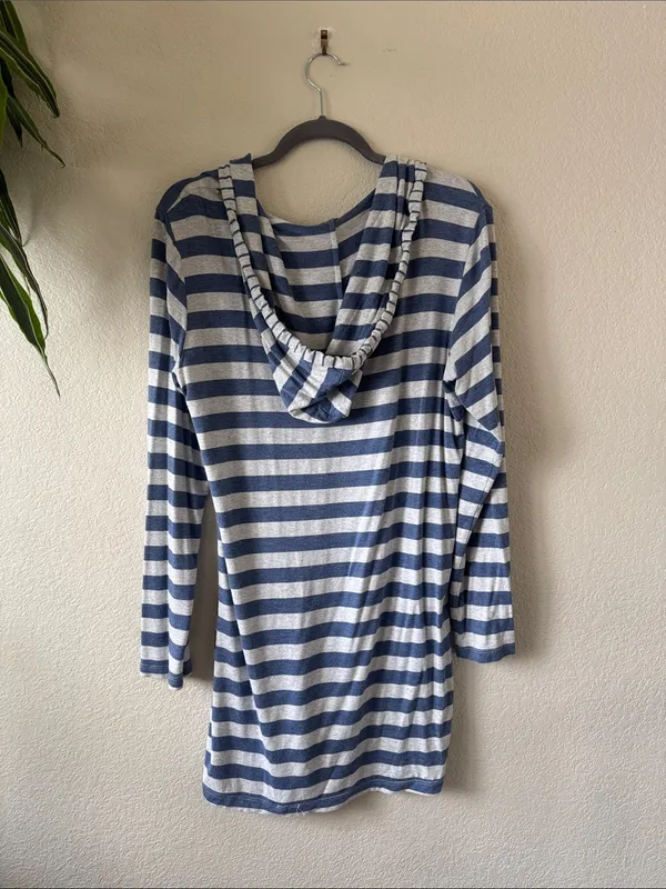 Tommy Bahama blue and gray striped hooded swimsuit coverup, size L - Image 3