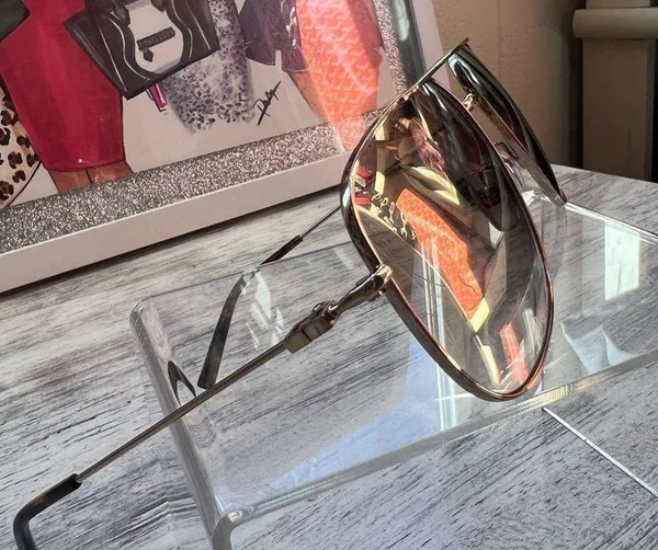 SALE💐GIVENCHY gradient aviator sunglasses 🌼✨ - Image 13