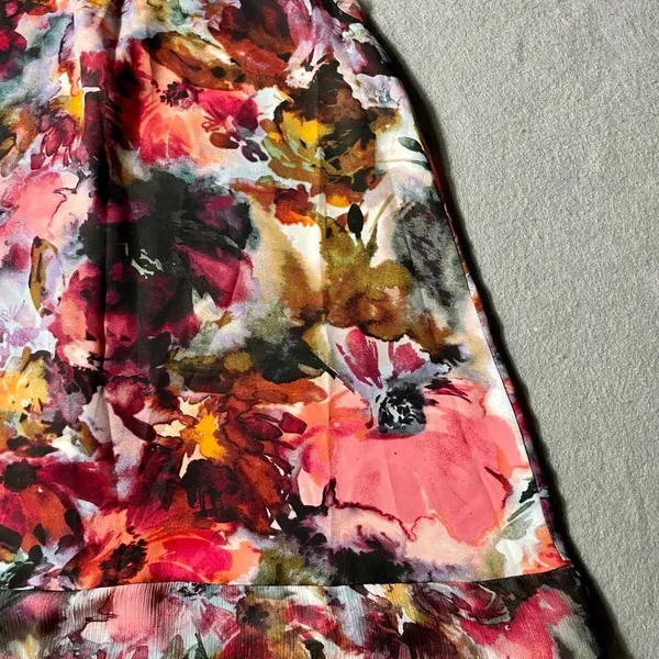 Simply Vera Vera Wang Sleeveless Floral Blouse Women’s Medium Career Top - Image 8