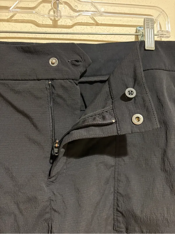Athleta Trekkie Bermuda 2.0 Hiking Outdoor Nylon Shorts Black Size 22 - Image 9