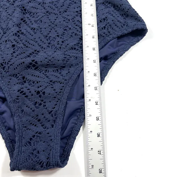 Aerie Navy Blue Medium Crochet Lace Cut Out One Piece Swimsuit Monokini EUC Swim - Image 9