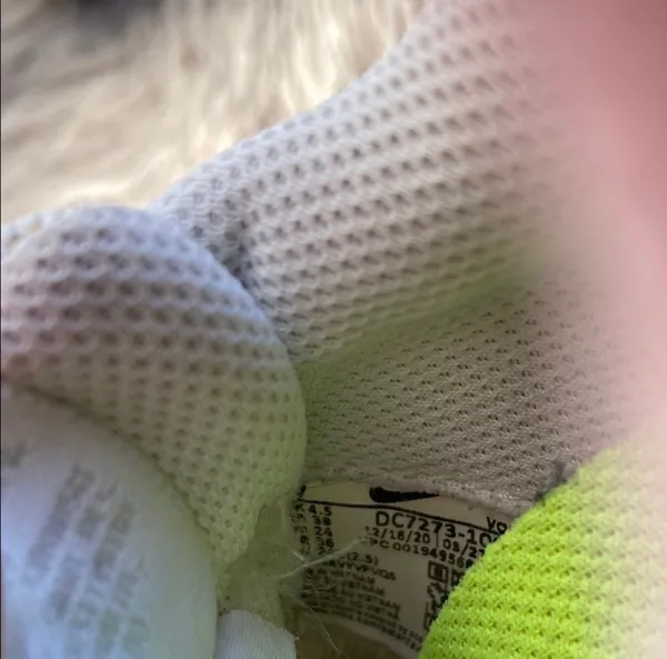 Nike Sneakers - Image 3