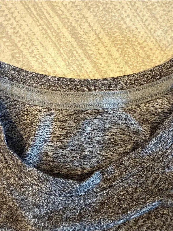 Lululemon License to Train Tight Tank Top Heather Gray Size 0 Ruched Sides - Image 3