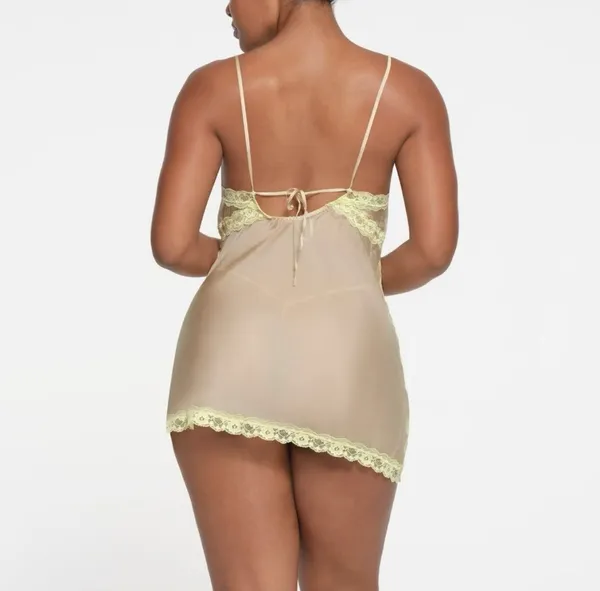 NWT Skims romance lace slip dress Silk XS Sage ( SOLD OUT) Rare - Image 3
