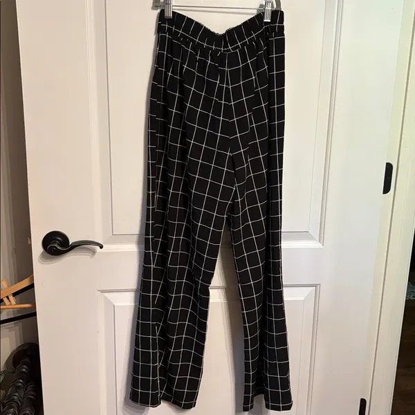 Mine Black and White Checkered Wide Leg Pants - Image 5