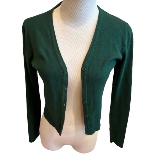 Brandy Melville Hunter Green Cardigan Sweater Vneck S M Preppy Classic Cropped - Image 2