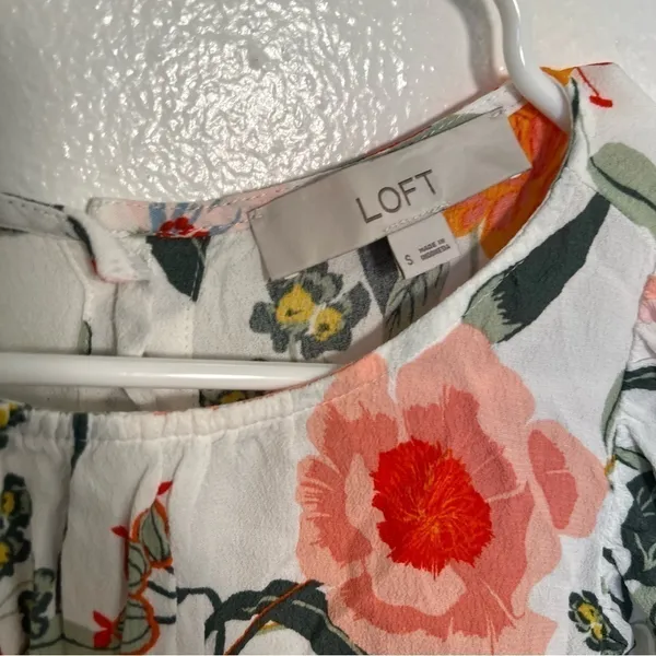 Loft Women's Size‎ Small Floral Button Back Blouse White Flutter Sleeve Flowy - Image 11