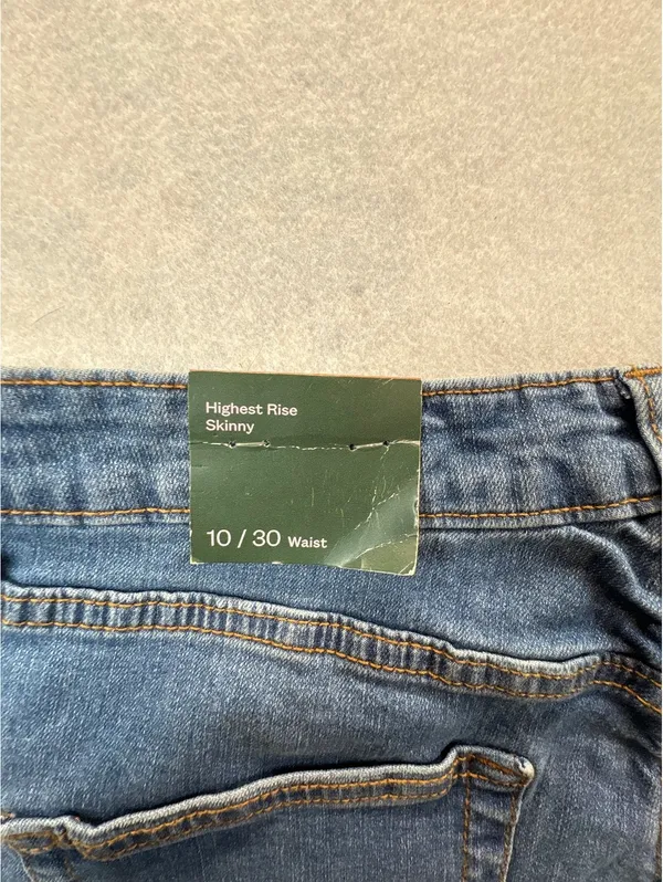 Wild Fable Women’s Size 10 Highest Rise Skinny Distressed Jeans Medium Wash - Image 6