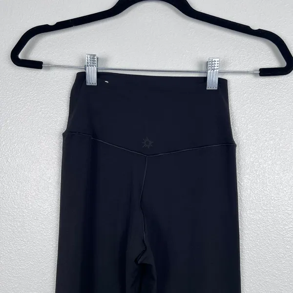 Aerie Offline Real Me‎ Crossover Flare Leggings Black High Waisted Medium - Image 7