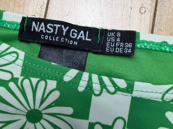 Nasty Gal Green Pop Daisy Floral Print Bikini Size 4 / Small - Image 2