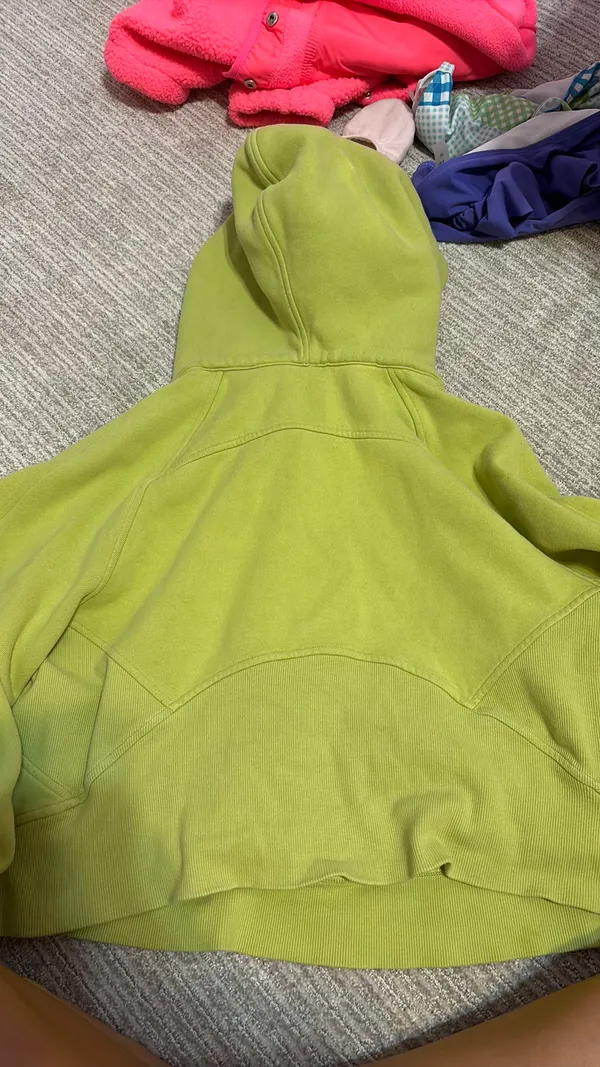 Lululemon Scuba - Image 3