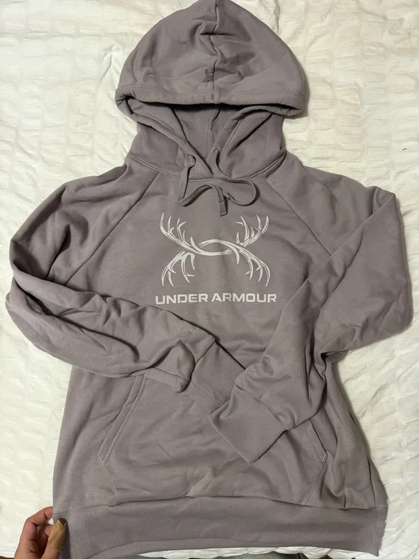 Under Armour women’s sweatshirt - Image 4