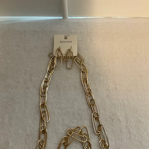 Pomina Necklace &Earrings Gold - Image 2