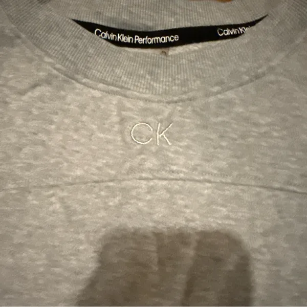Calvin Klein Women's Crop Grey crew neck Size XLG‎ Long Sleeve Pullover relax - Image 2