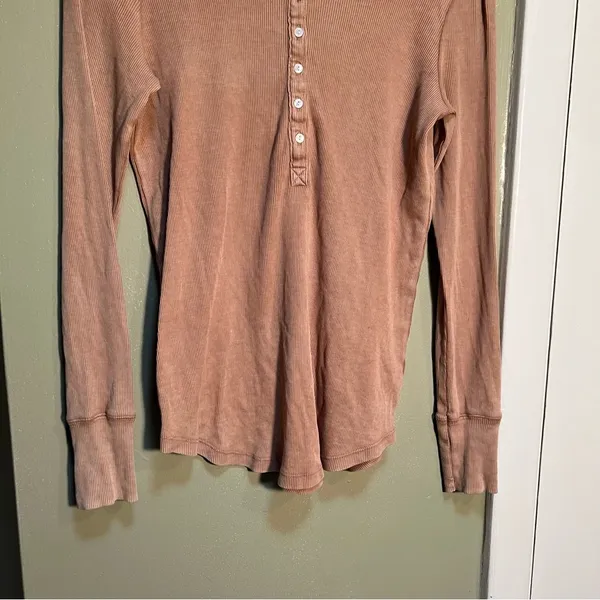 Aerie Women's Size Small Real Soft Button Front Henley Top Beige Tan Ribbed Long - Image 4