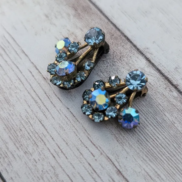 Vintage Clip On Earrings Iridescent Blue - Heavy Tarnish - Image 4