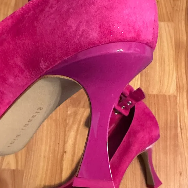 Gianni Bini Pink Suede Heels size 9M - Image 3