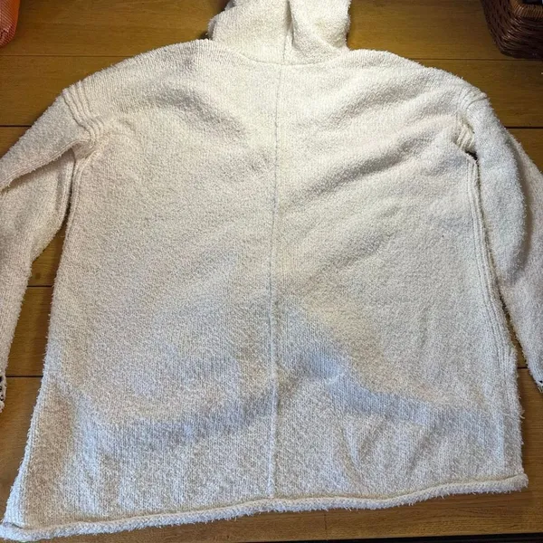 Anthropologie oversized ivory sweater with hood medium - Image 8