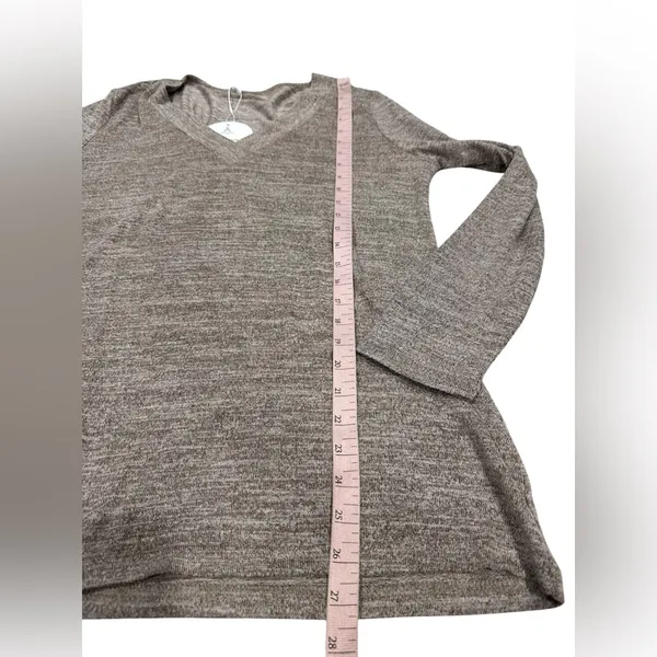 NWT Women's Anrabess V-Neck Long Sleeve Top Large - Image 5