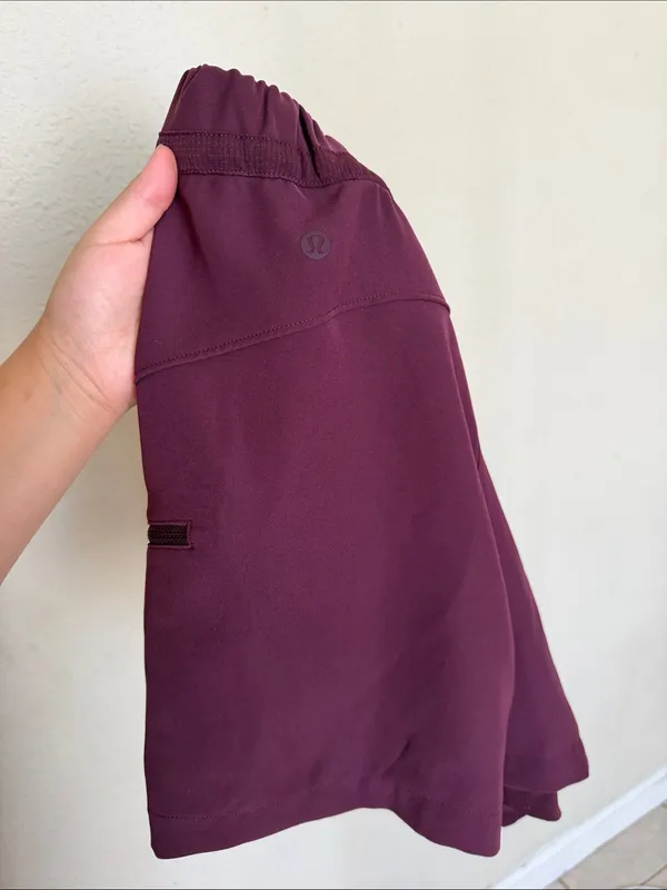 Lululemon Relaxed High-Rise Cargo Short 4.5"‎ Size 4 Cassis - Image 9