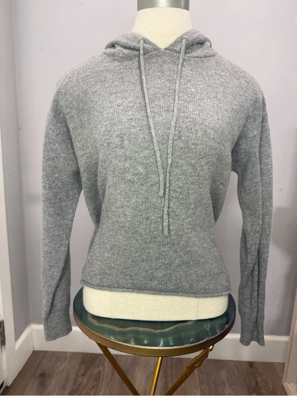 Brandy Melville Light Gray Knit Hooded Sweater - Image 2