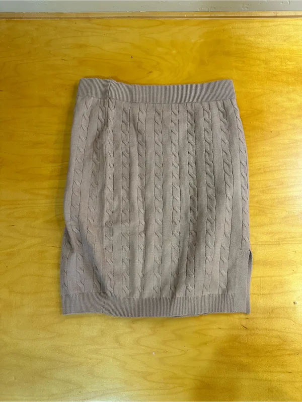 Hidden Jeans Hidden Brand Cable Knit Sweater Pencil Skirt Large NWT - Image 2