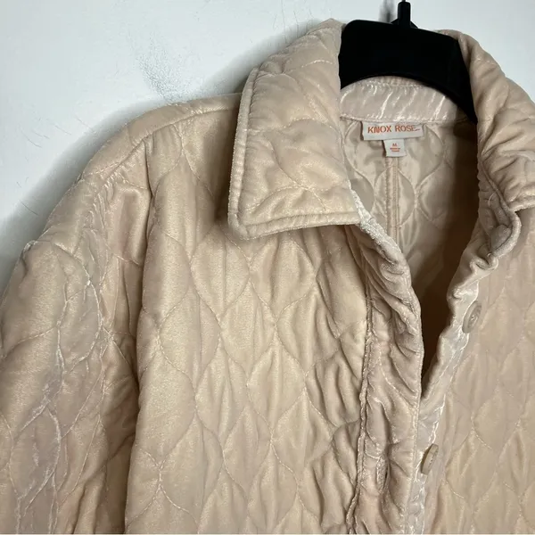 Knox Rose tan off white velvet quilted jacket‎ size medium - Image 2