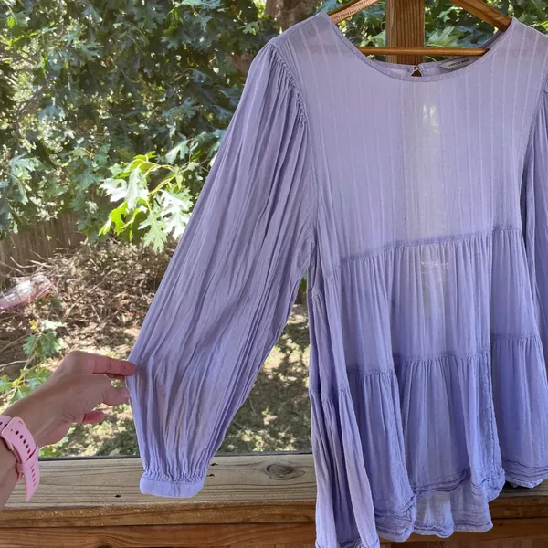 American Eagle Women's Ruffled Tiered Long Sleeve Lilac Top Size M - Image 3