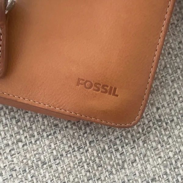 Fossil Tan Crossbody Bag - Image 10