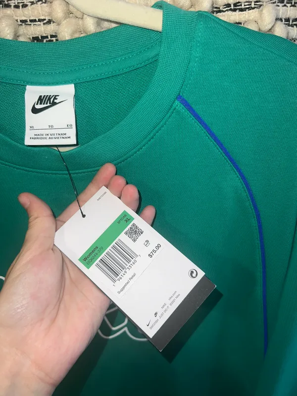 Nike Green Sweatshirt - Image 4