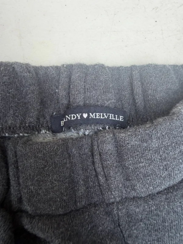 Brandy Melville Sweatpants Grey - Image 4