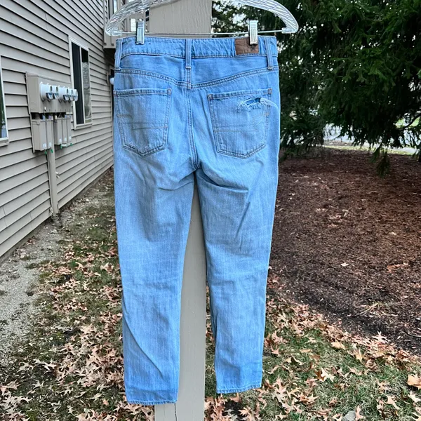 American Eagle Strigid Ripped Tom Jean - Image 3