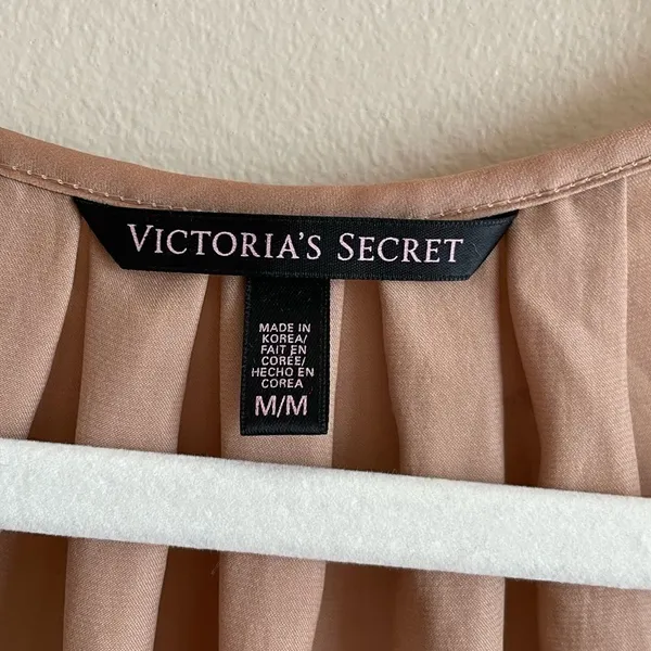 Victoria’s Secret Tan Long Sleeve Top Satin Modal Blend Sz M‎ Y2K Luxe - Image 4
