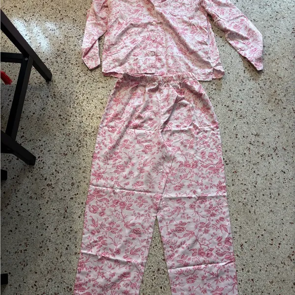 Appleseed women’s 2 piece pajama set medium Pink - Image 3