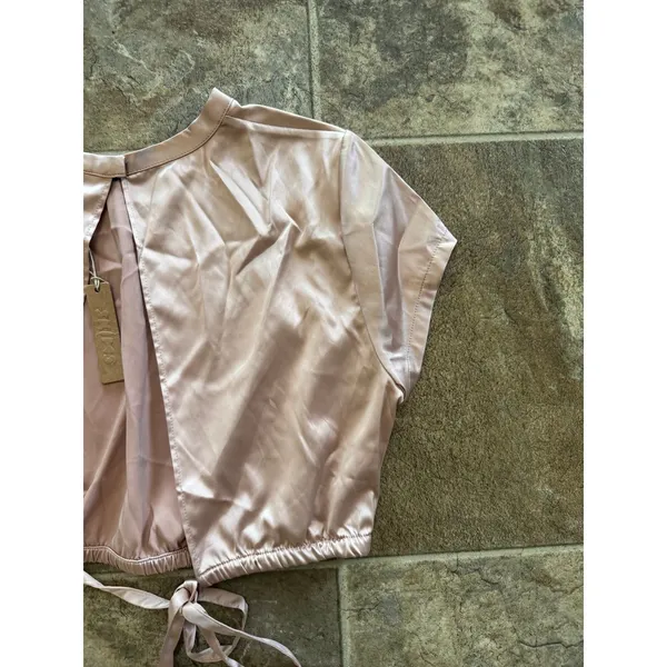 Skims Woven Shine Stretch Satin Crop Top Pink Sand Size Small - Image 8