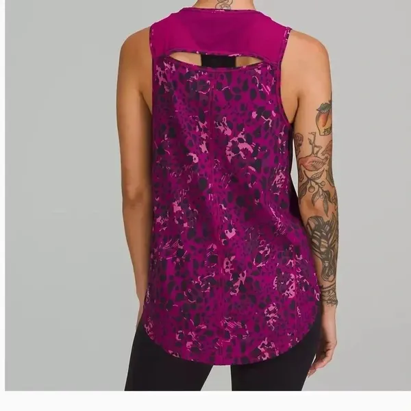 Lululemon Sculpt Tank Top Size 2 Cheetah Camo Magenta Purple Multi/Magenta - Image 12