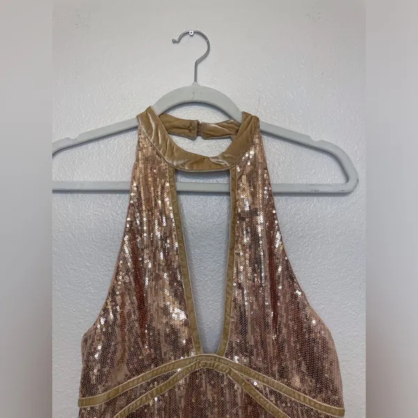 Free People Film Noir‎ Sequin Mini Halter Dress in Rose Gold Size 6 - Image 4
