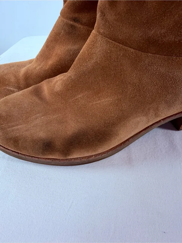 Ugg Darling Suede Pull‎ On Ankle Boot in Brown Size 9 - Image 5