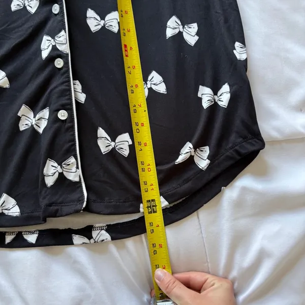 Kate Spade New York Pajama Set Black White Bow Print Button Up Shirt Pants Small - Image 3