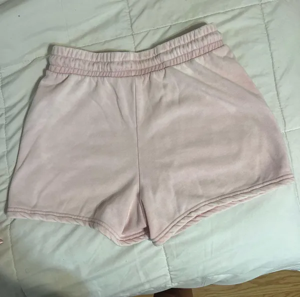 Light pink sweatshorts - Image 3