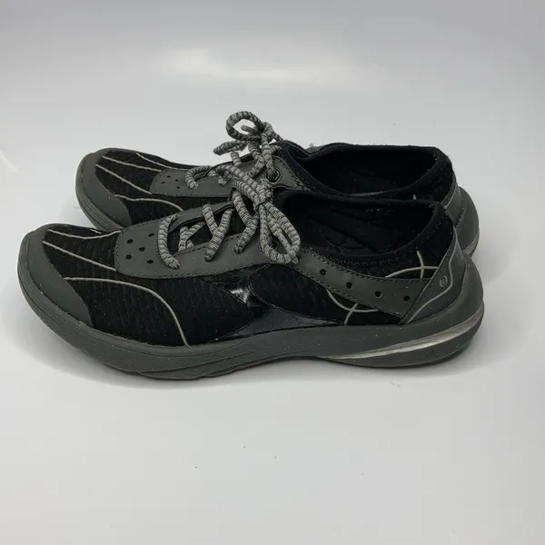 Bzees Launch slip on‎ sneakers size 8 - Image 4