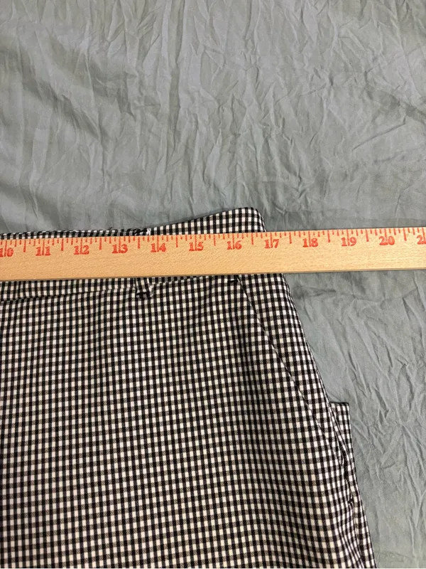 White House Black Market WHBM Black White Gingham Ankle Pants Size 12 - Image 4