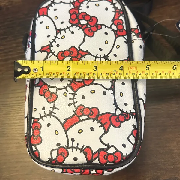 Hello Kitty Mini Purse  - Image 3