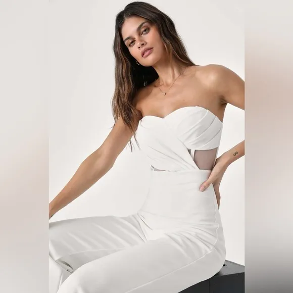 NEW Lulus Surely Stunning Ivory Strapless Bustier Jumpsuit Sz Medium - Image 11