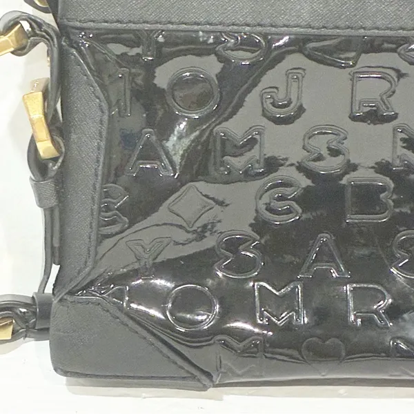 Marc by Marc Jacobs‎ Black Embossed Patent Cow Leather Gold Hardware Crossbody - Image 2