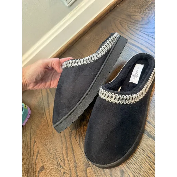 Sole Mates Women's Size 8 Slip On Black Slipper NEW - Image 6