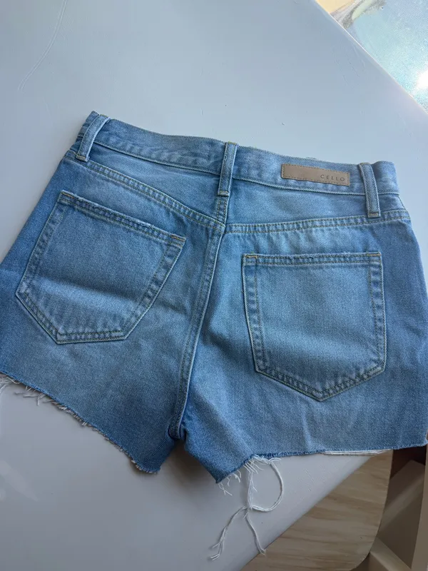 These Three Boutique denim high rise shorts - Image 3