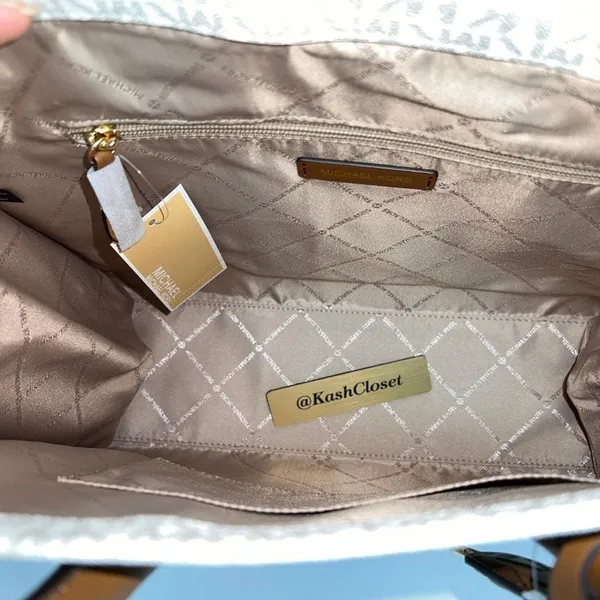 Vanilla Mirella Medium Tote Purse - Image 6